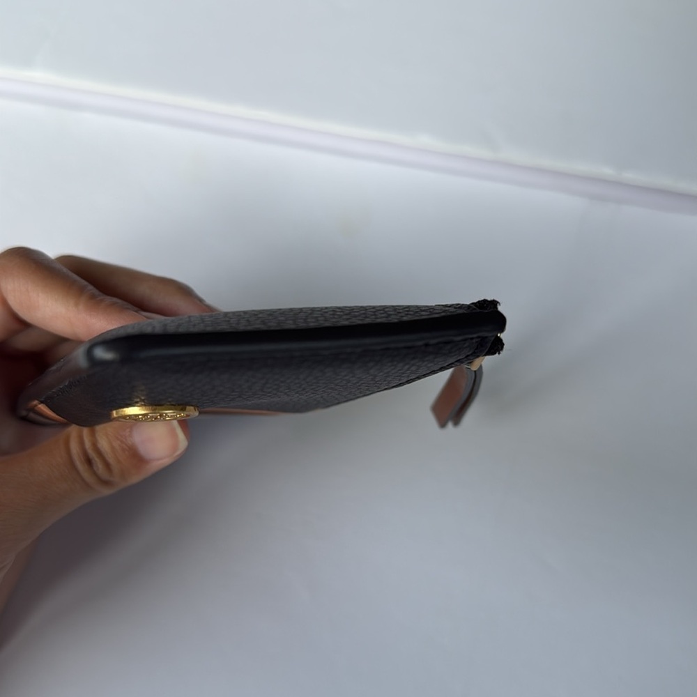 Tory Burch Robinson Card Holder - Picture 11 of 11